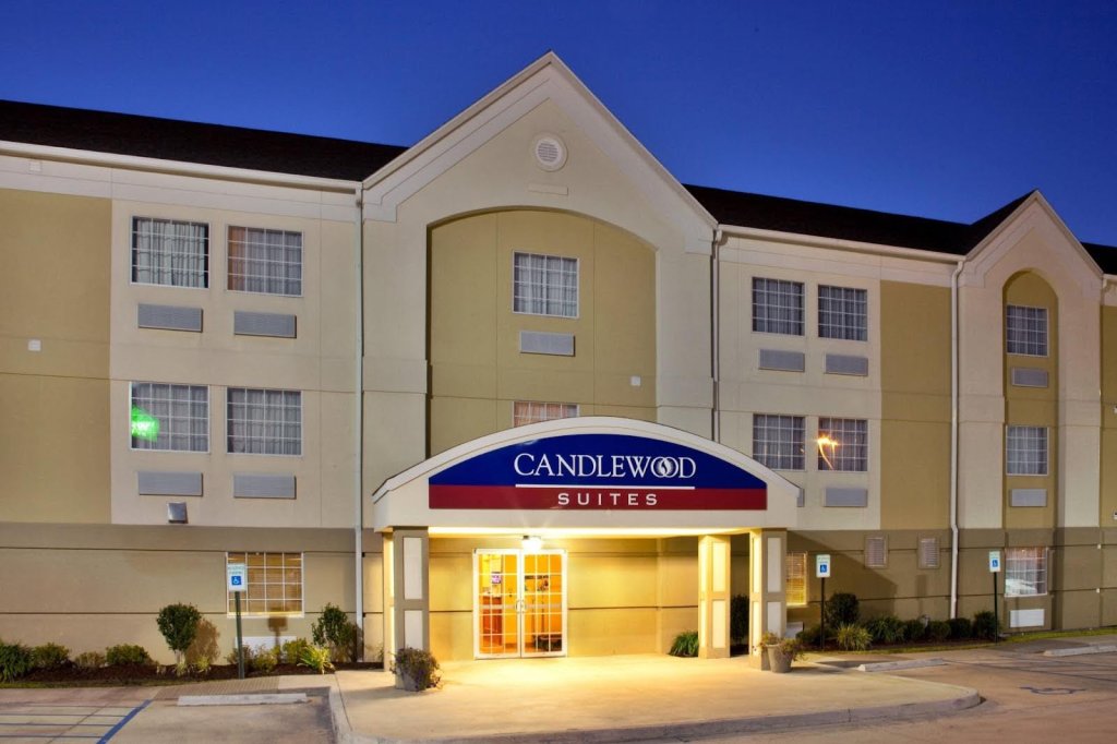 Candlewood Suites