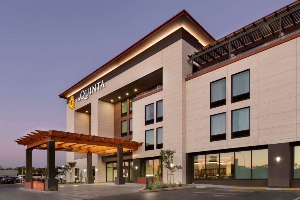La Quinta Inn & Suites Santa Rosa Sonoma